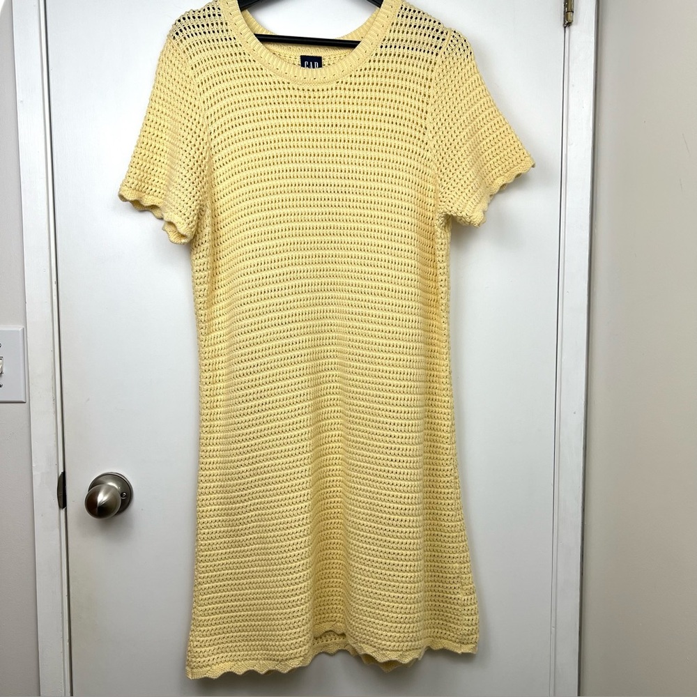GAP Crochet Short Sleeve Mini Dress size L Maize Yellow Open Weave Vacation